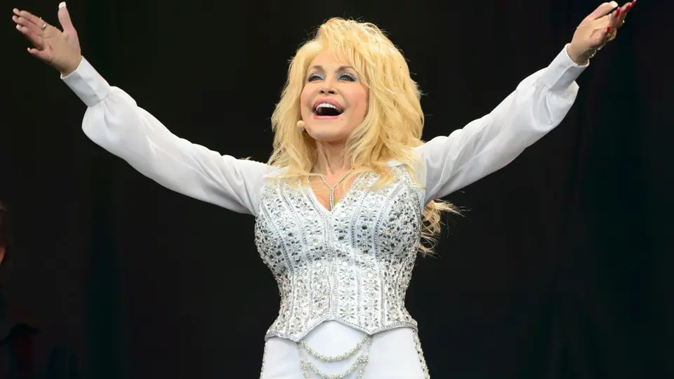 “I Will Always Love You” fue compuesta por Parton y popularizada mundialmente por Whitney Houston./ AP