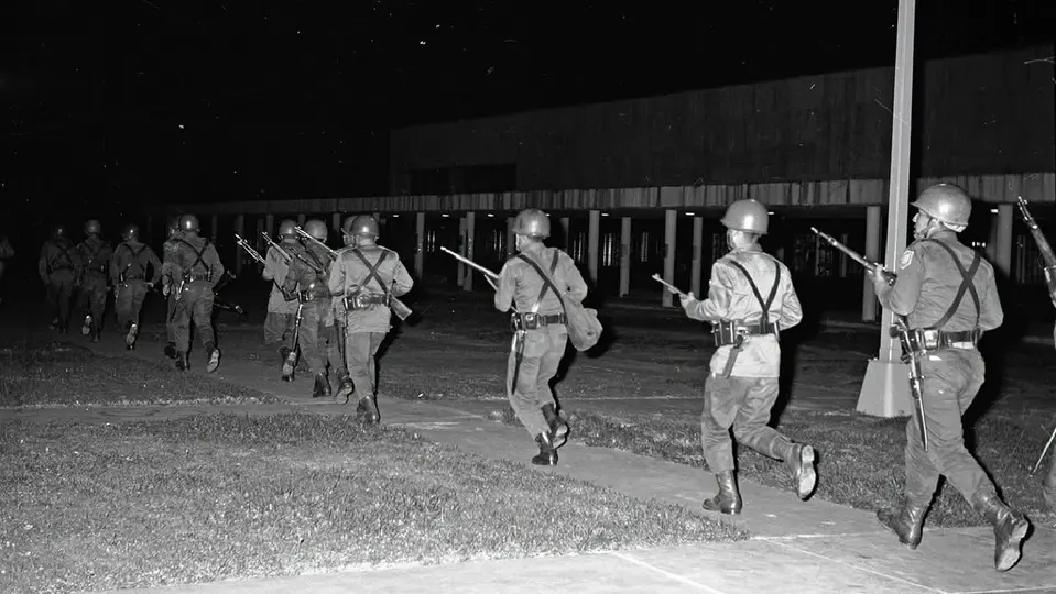 Uno de los elementos que aparecen en las investigaciones históricas es la presencia del Batallón Olimpia / Redes Sociales