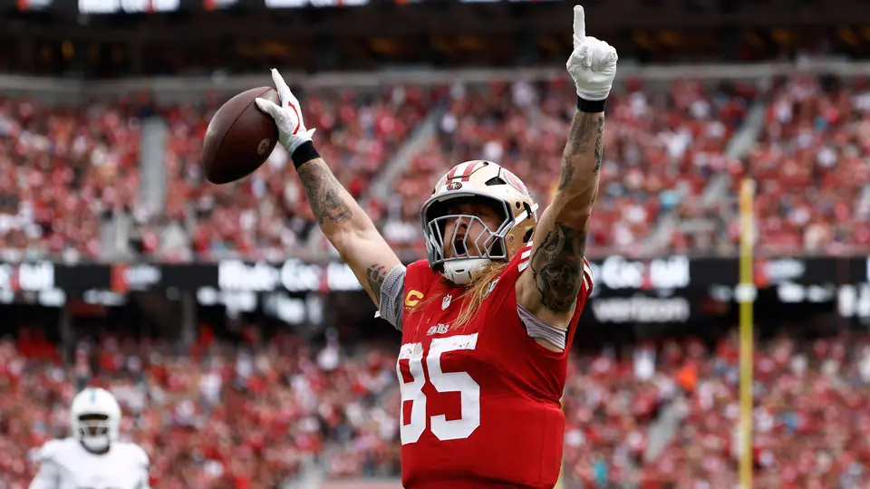 George Kittle festeja anotación con 49ers | AP