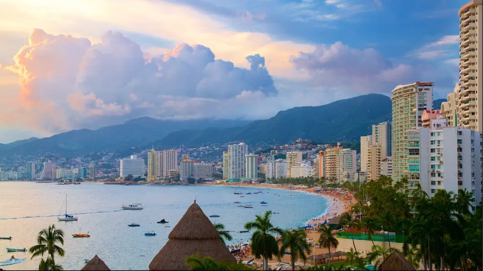Destinos como Acapulco y Tulum forman parte de las estrategias para fortalecer el turismo en México / Expedia