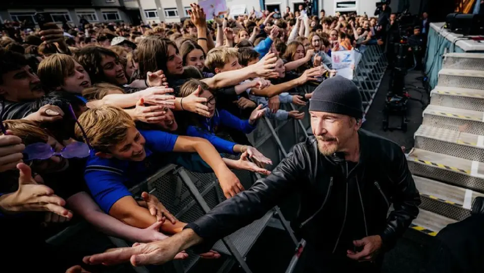 La banda regresó a Mount Temple Comprehensive School, en Dublín, Irlanda / Especial