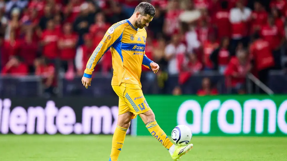 André-Pierre Gignac, leyenda de los Tigres, en su último partido con el equipo de Nuevo León, ante Toluca | MEXSPORT