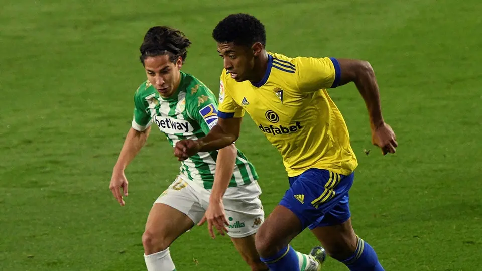 Guardado sobre Lainez: 'Es paciente y aprovecha los minutos que le da Pellegrini'