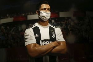 Museo de cera Madame Tussauds puso cubrebocas a sus futbolistas y celebridades