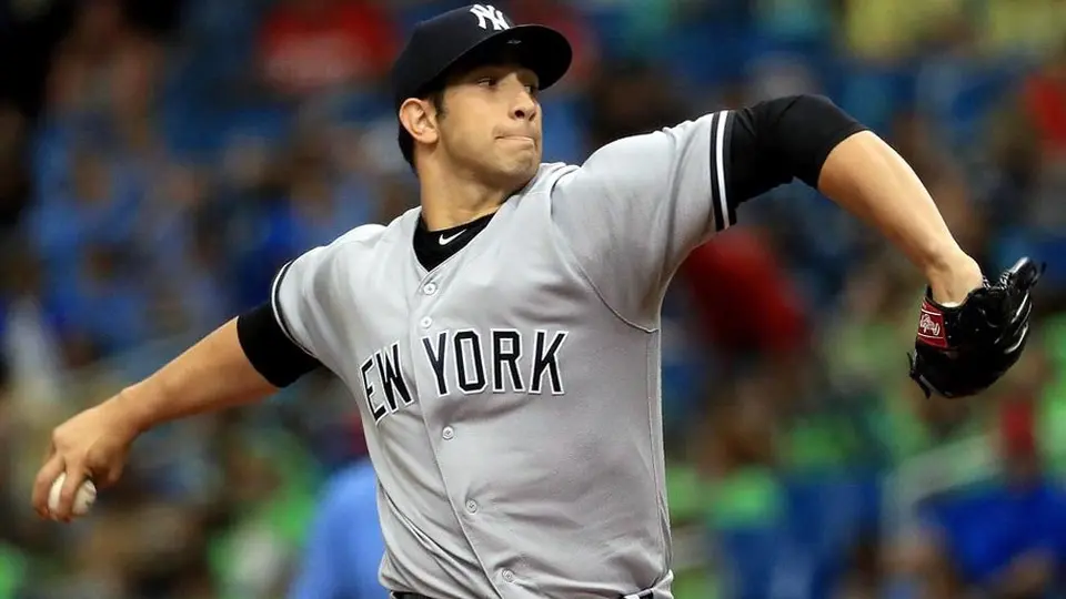 Luis Cessa: Lanzador mexicano de los New York Yankees, positivo de Covid-19