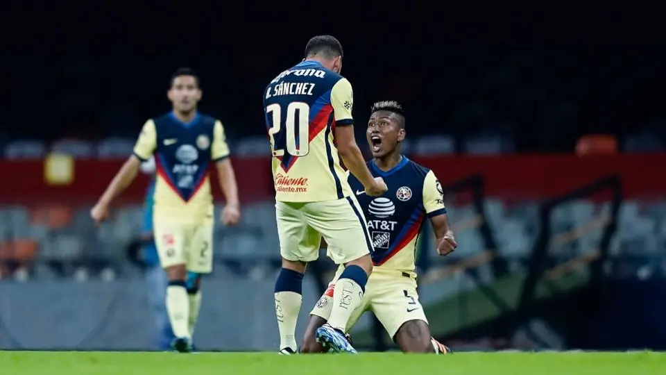 América: Richard Sánchez anotó un golazo desde media cancha vs Pachuca