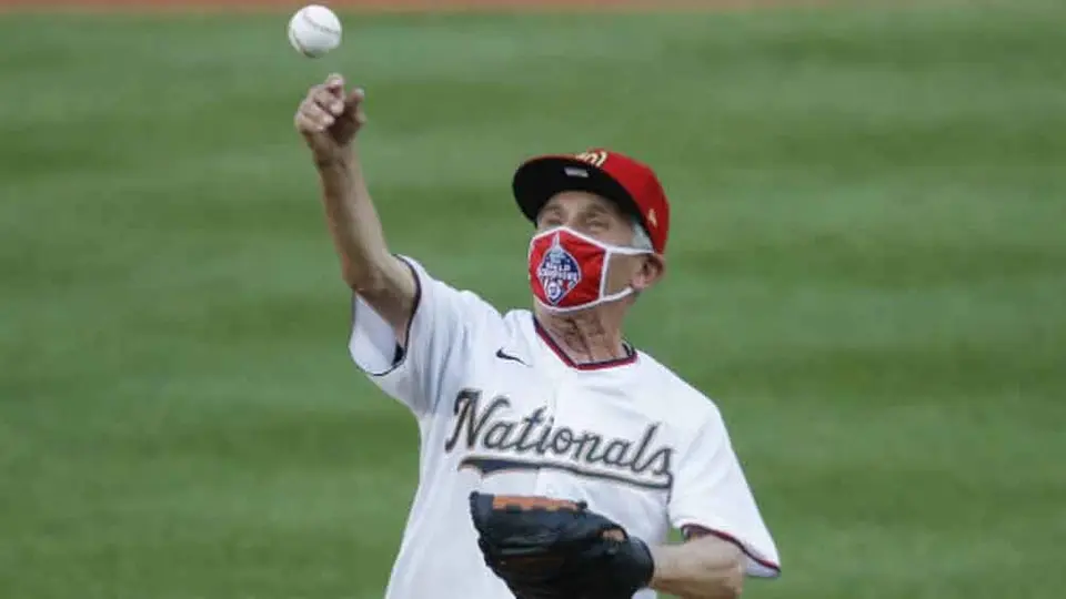 MLB: Tarjeta coleccionable del Dr. Anthony Fauci en Opening Day rompió récord