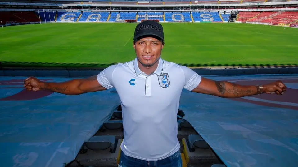 Querétaro: Antonio Valencia, oficialmente nuevo jugador de Gallos Blancos