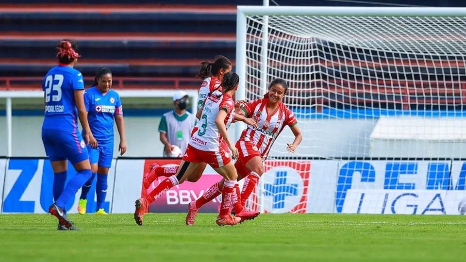 Liga MX Femenil: Necaxa da la sorpresa y vence a Cruz Azul en su casa