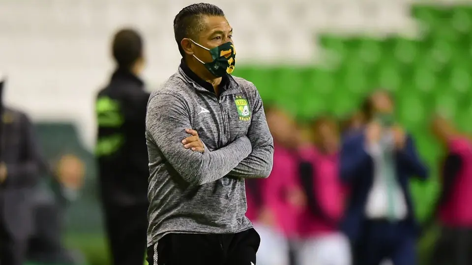 Ambriz sobre conato de bronca: "Las calenturas del partido te permiten cometer errores"