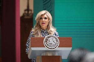 Revela Claudia Pavlovich guerra sucia y violencia de género