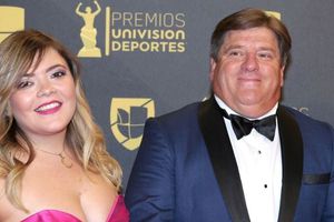 Piojo Herrera: Mishelle Herrera, hija del técnico, se comprometió en matrimonio