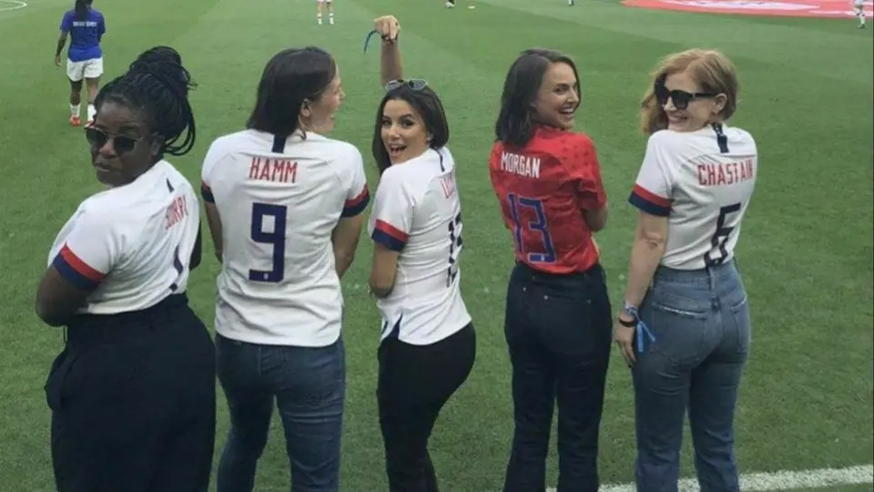 Natalie Portman y otras famosas fundaron equipo de futbol femenil en Los Angeles