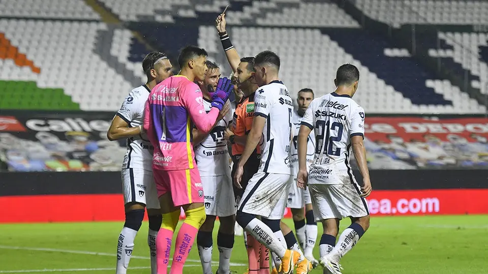 Talavera: ¿Qué dice la cédula arbitral sobre el portero de Pumas?