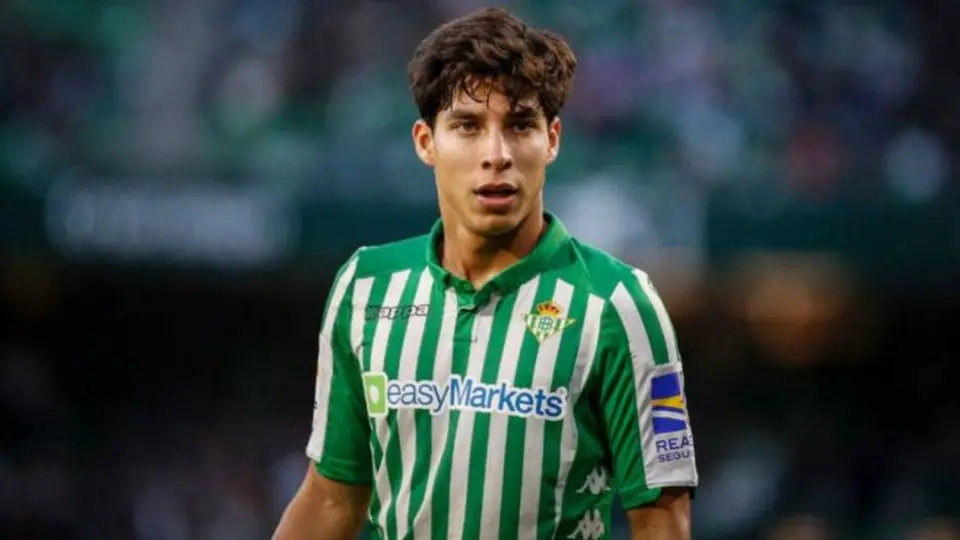 Diego Lainez: Quedó fuera de los 60 jugadores finalistas del Golden Boy 2020