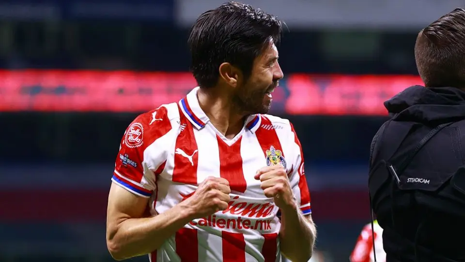 Oribe Peralta: 'Retirarme en Chivas sería algo muy especial'