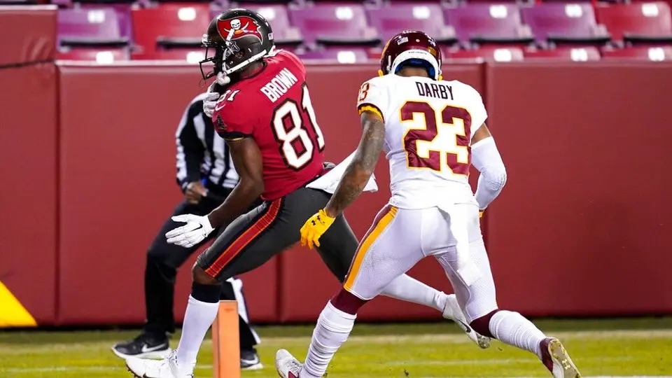 Buccaneers: Antonio Brown, descartado para el Juego por el Campeonato