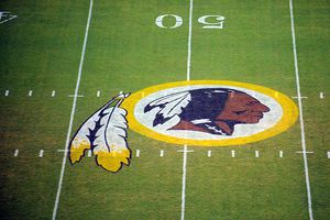 Trump criticó a Redskins e Indians por analizar un cambio de nombre