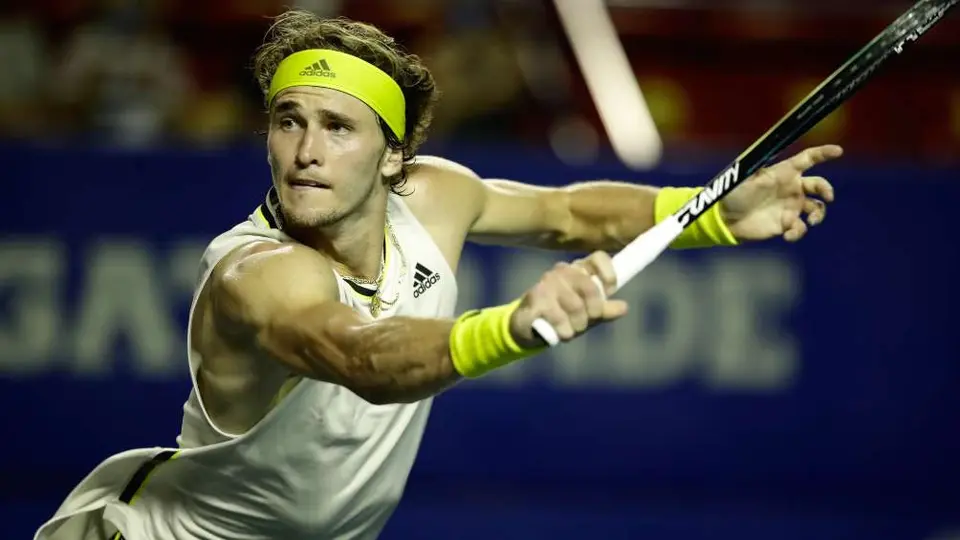 Zverev derrotó a Alcaraz y se instaló en la segunda ronda del Abierto Mexicano de Tenis