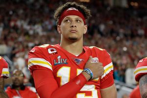 Patrick Mahomes, nuevo dueño de los Kansas City Royals