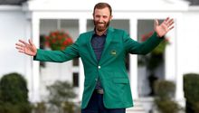 Masters de Augusta: Esposa de Dustin Johnson festeja el triunfo del golfista con playera de Santos