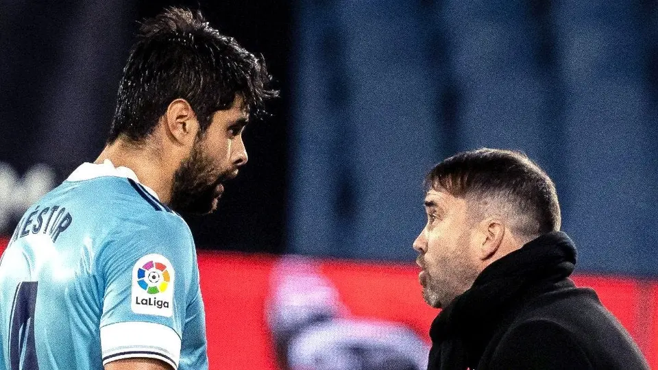 Coudet sobre lesión de Néstor Araujo: 'Seguramente lo perderemos un par de semanas'