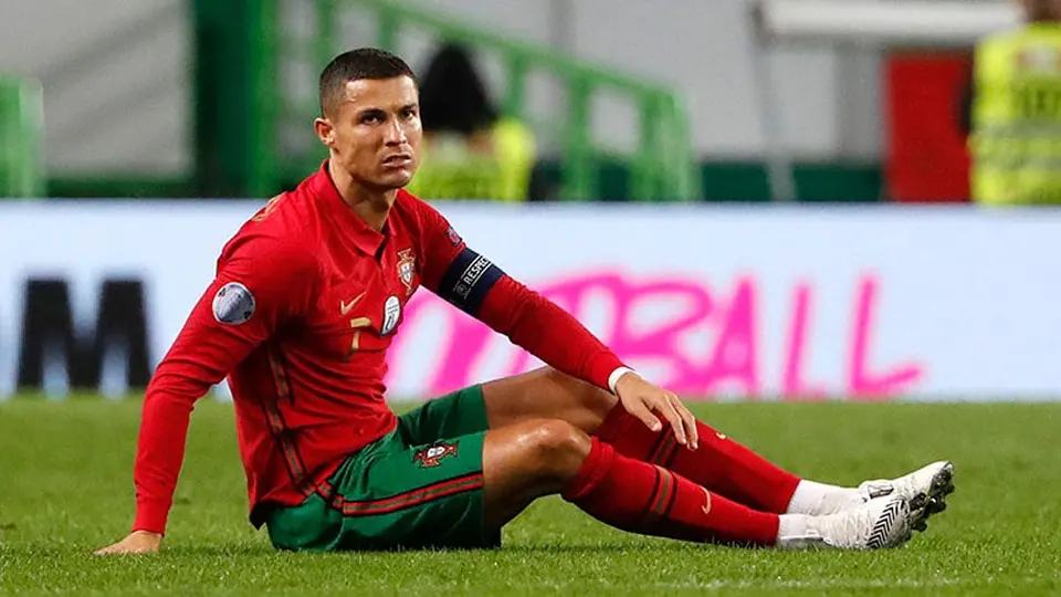 Cristiano Ronaldo: Médicos de Portugal evaluarán su lesión en el tobillo