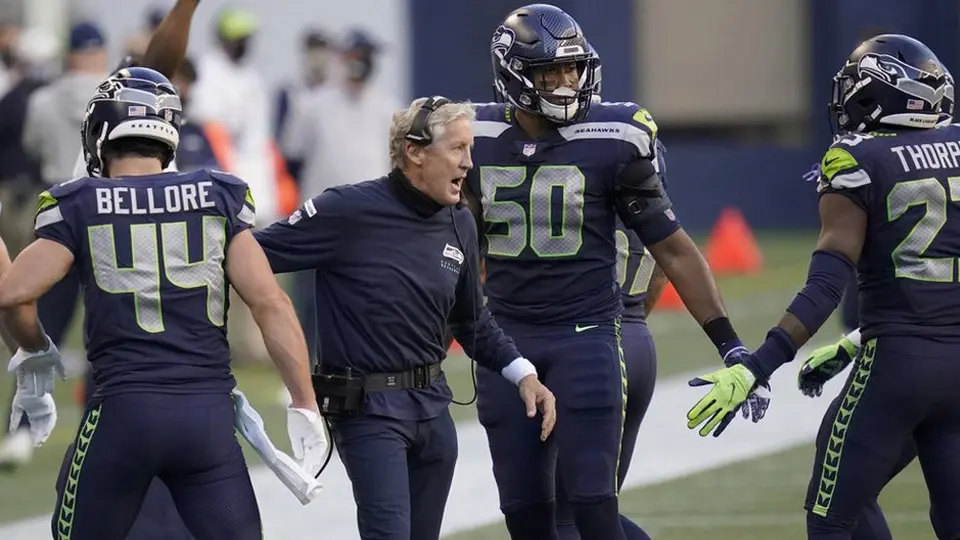 Pete Carroll, Vic Fangio y Shanahan, multados con 100 mil dólares por no usar cubrebocas