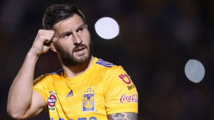 Gignac: Aficionado de Tigres presumió un 'zape' que le dio el francés