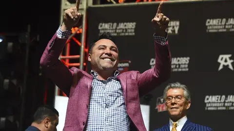 Óscar de la Hoya anunció su regreso al boxeo a los 48 años
