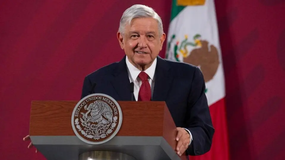 AMLO: 'Terminé la escuela de milagro'