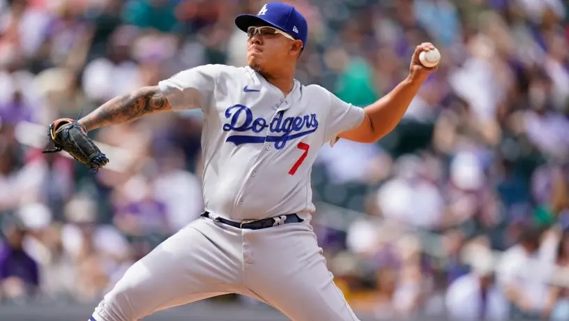Julio Urías: Consiguió su primera victoria de la temporada con una 'joya' de pitcheo