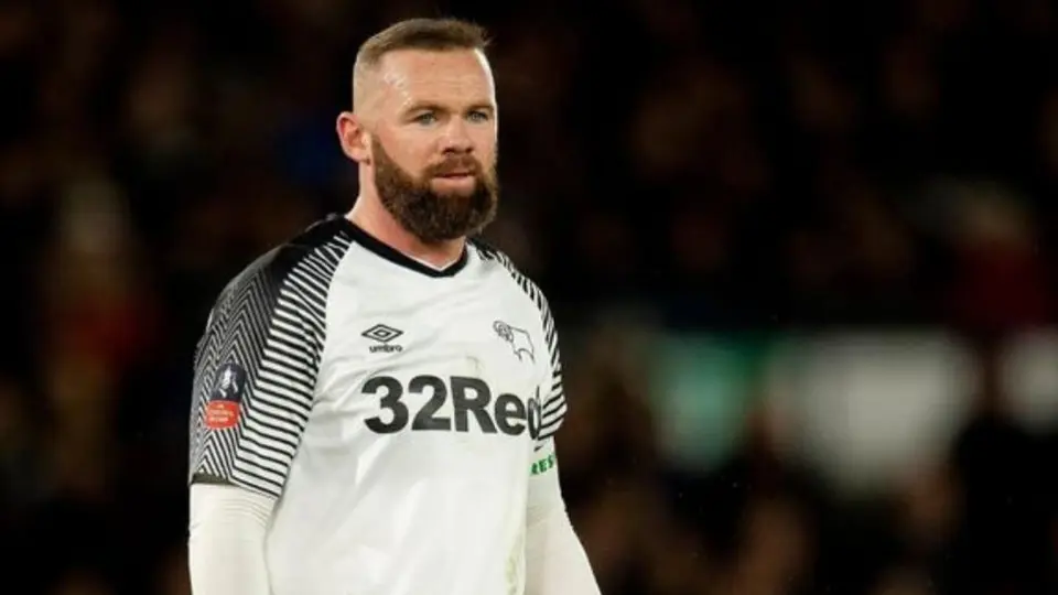 Wayne Rooney será DT y jugador del Derby County tras la salida de Philipp Cocu
