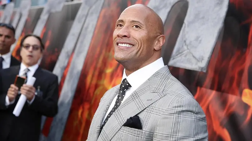 Dwayne 'The Rock' Johnson tuvo que arrancar la puerta de su casa por un apagón