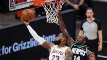 Lakers sacó valioso triunfo de Memphis liderado por LeBron James