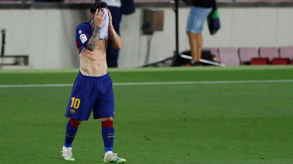 LaLiga: Barcelona deja escapar el título tras derrota ante Osasuna y victoria del Real Madrid