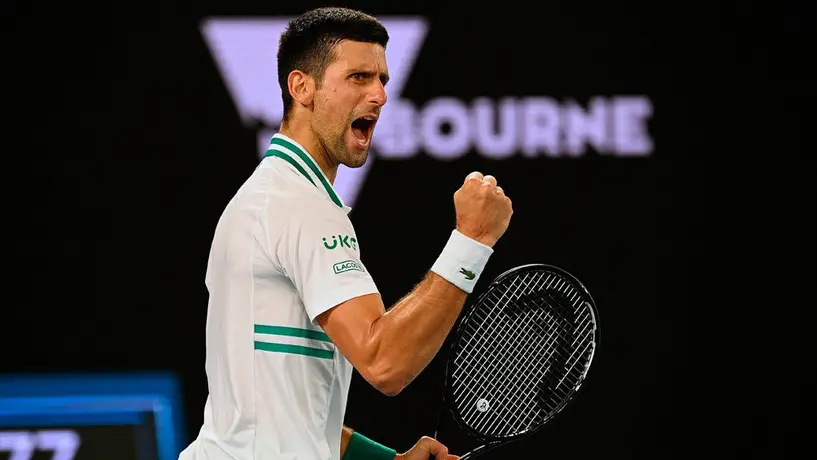 Novak Djokovic avanzó a la Final del Australian Open tras vencer a Karátsev