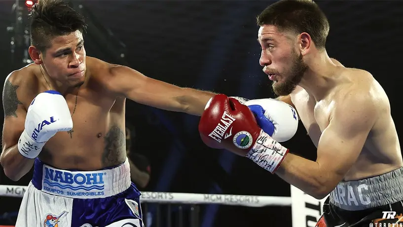 OMB: 'Vaquero' Navarrete, doble campeón mundial tras conquistar el cetro Pluma ante Rubén Villa