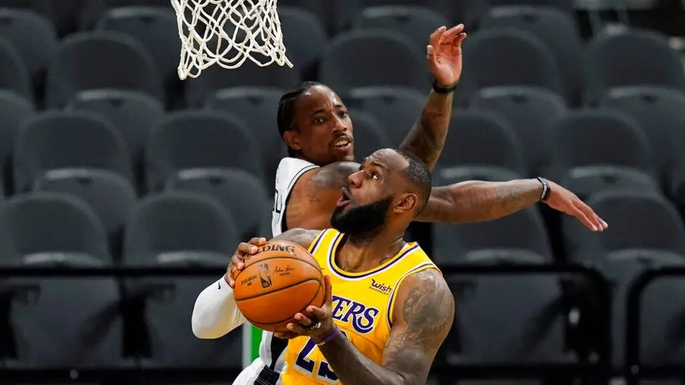 Lakers: LeBron James, primer jugador con mil partidos al hilo haciendo al menos 10 puntos