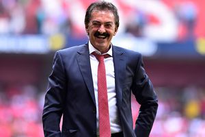 Ricardo La Volpe: ¿Para qué viajó a Costa Rica en plena pandemia?