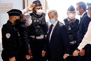 Nicolas Sarkozy: Primer expresidente francés condenado a prisión