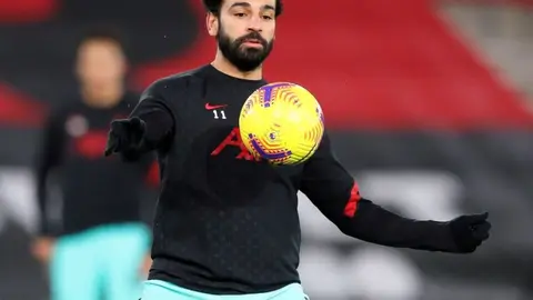 Coronavirus: Mohamed Salah donó oxígeno y una ambulancia a su pueblo natal en Egipto