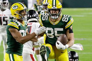Packers mantuvo invicto con victoria en Lambeau Field ante Falcons