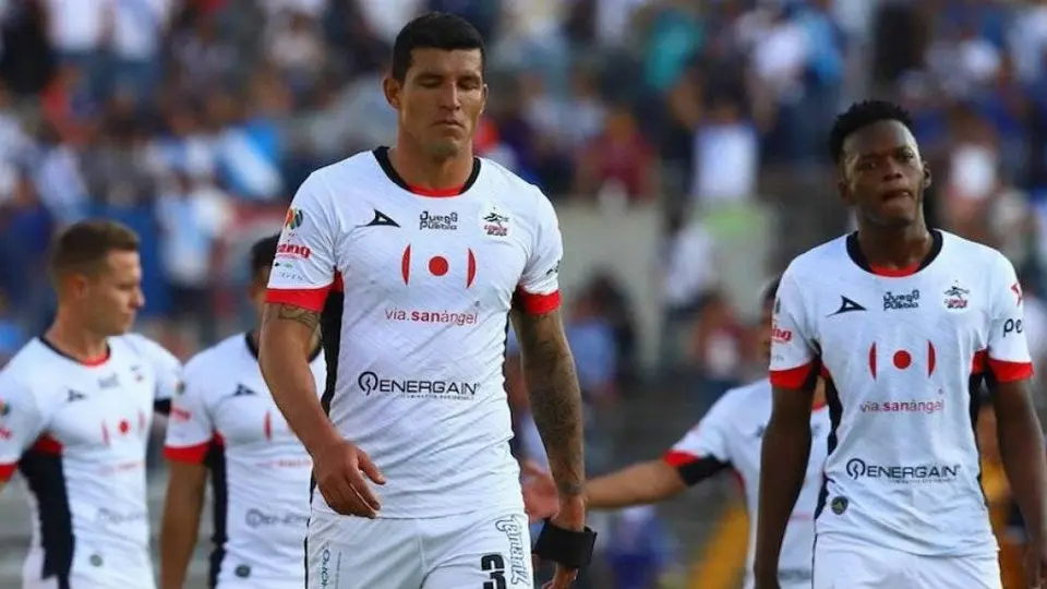 Mario Mendívil le debe franquicia de Lobos a la BUAP por orden judicial