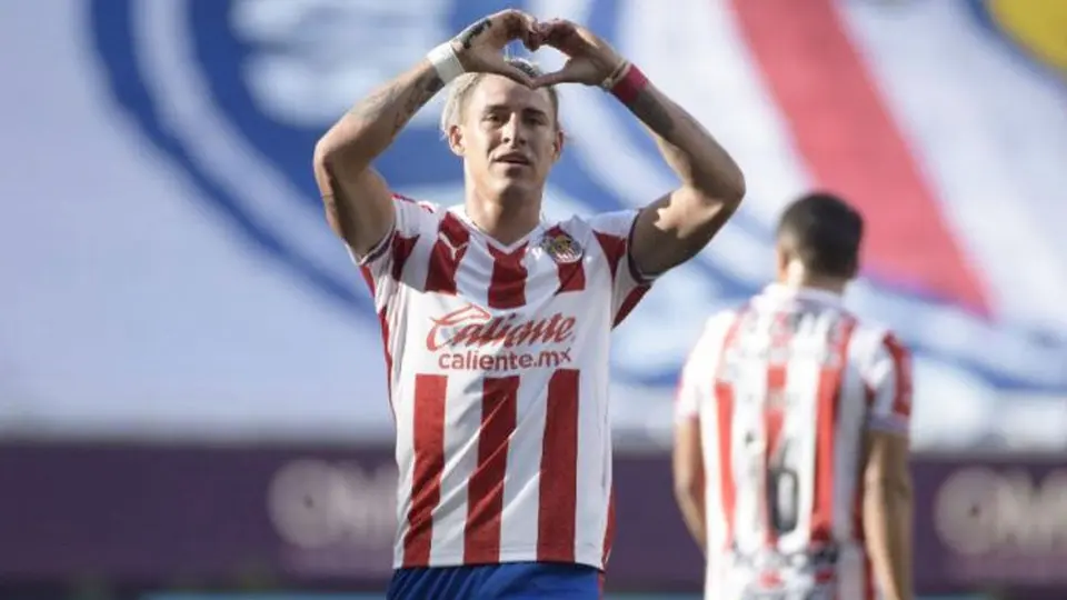 Chicote Calderón: 'La grandeza de Chivas provocó que dejara algunos hábitos atrás'
