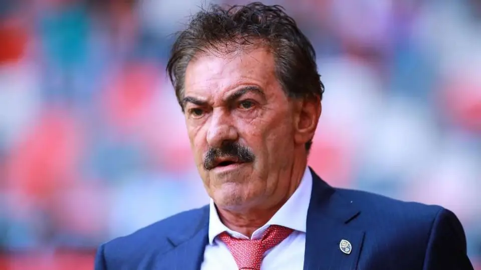 La Volpe sobre Pep Guardiola: 'Su ideología en Barcelona era de un vende humo'
