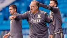 VIDEO: Marcelo Bielsa realizó un gran gesto con una seguidora del Leeds United