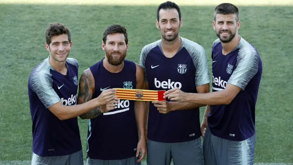 Barcelona: Messi, Piqué, Busquets y Sergi Robeto repiten como capitanes del Barça