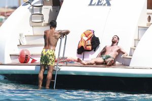 Barcelona: Messi y Suárez aprovecharon sus días libres para descansar en Ibiza