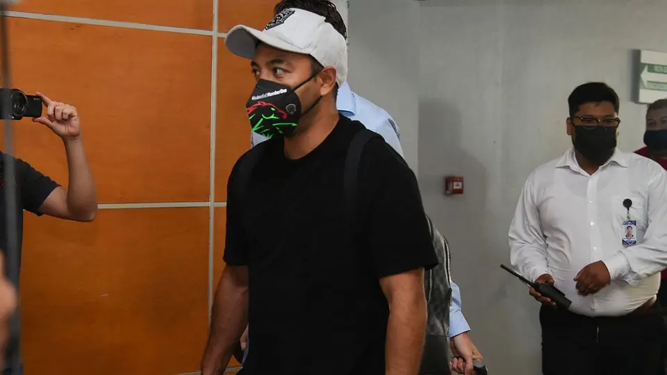 Marco Fabián llegó a México para fichar con Bravos de Juárez